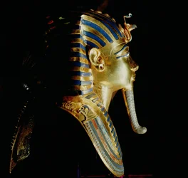 Gouden masker van Toetanchamon, uit het graf van Toetanchamon, Nieuwe Koninkrijk